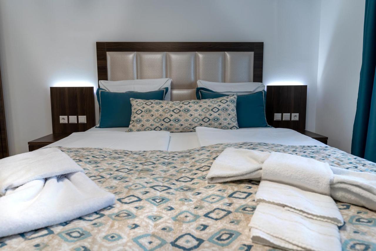 Hotel Myrsini Kirchentellinsfurt Dış mekan fotoğraf