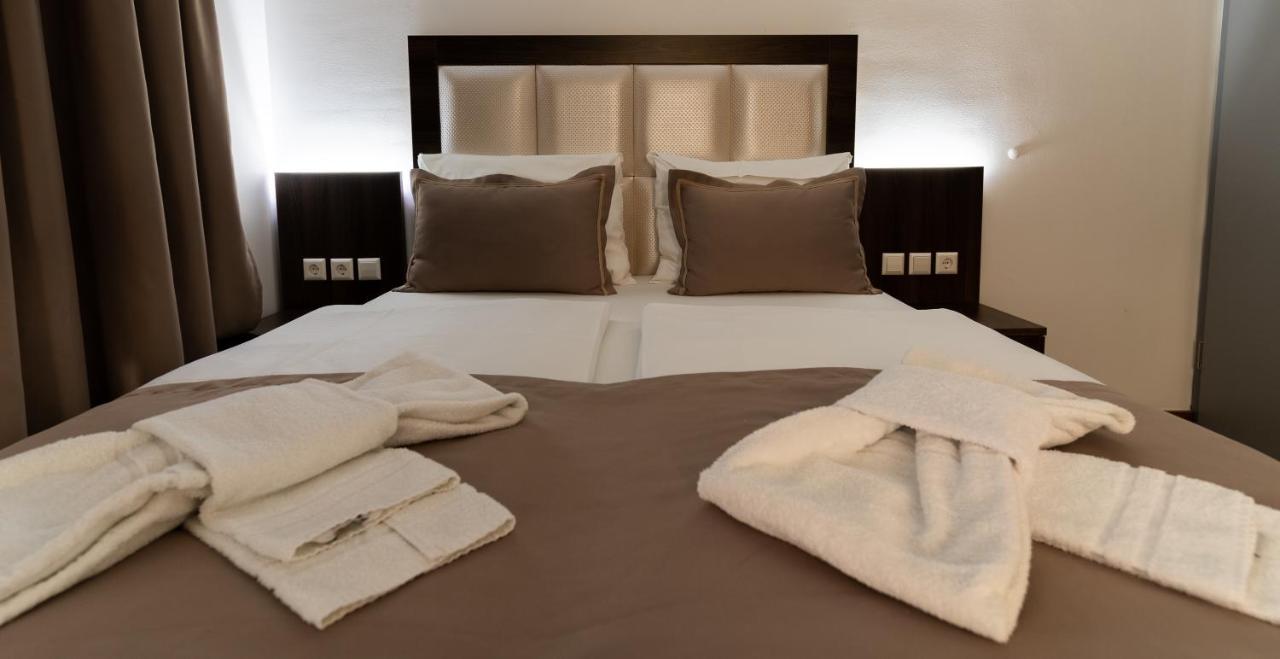 Hotel Myrsini Kirchentellinsfurt Dış mekan fotoğraf