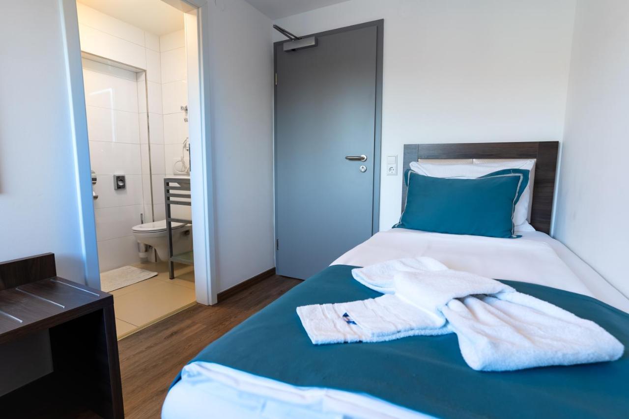 Hotel Myrsini Kirchentellinsfurt Dış mekan fotoğraf