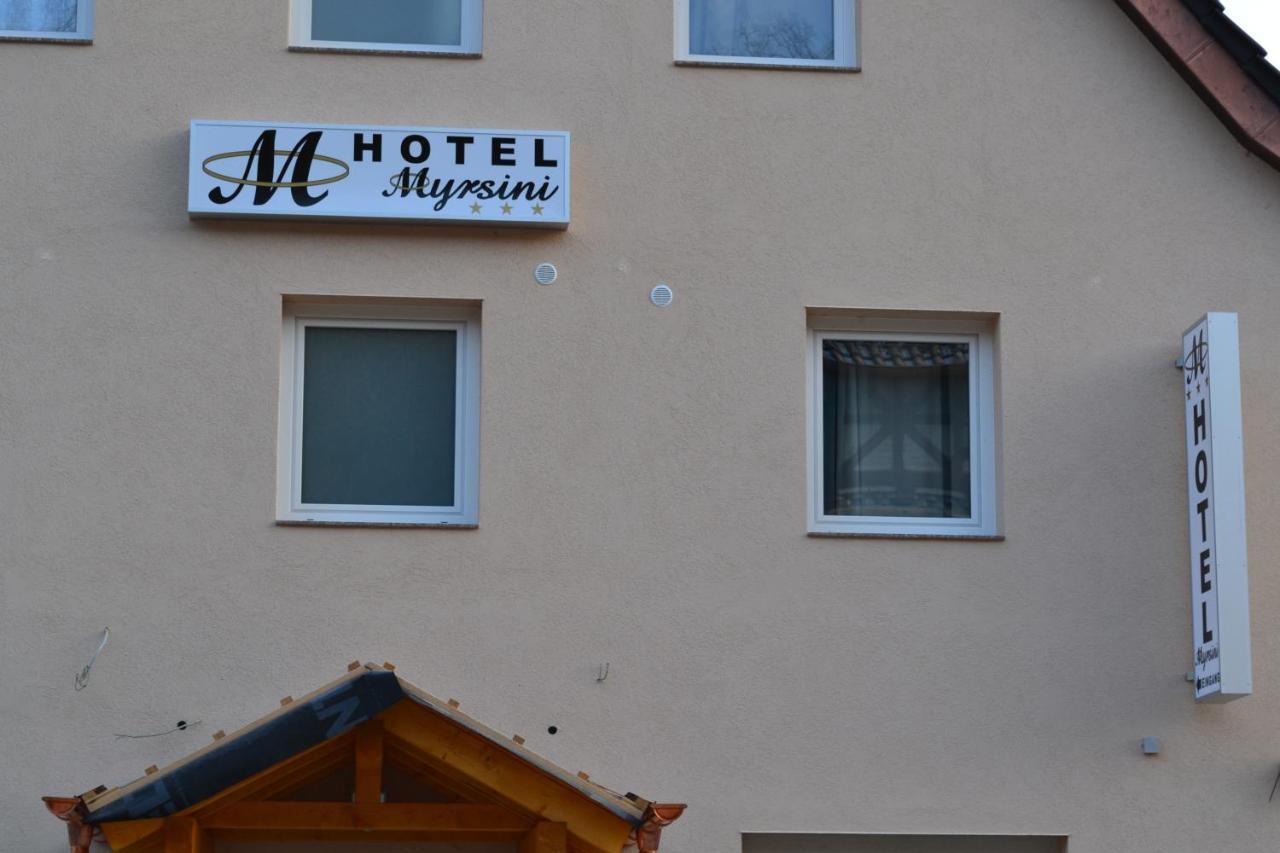 Hotel Myrsini Kirchentellinsfurt Dış mekan fotoğraf