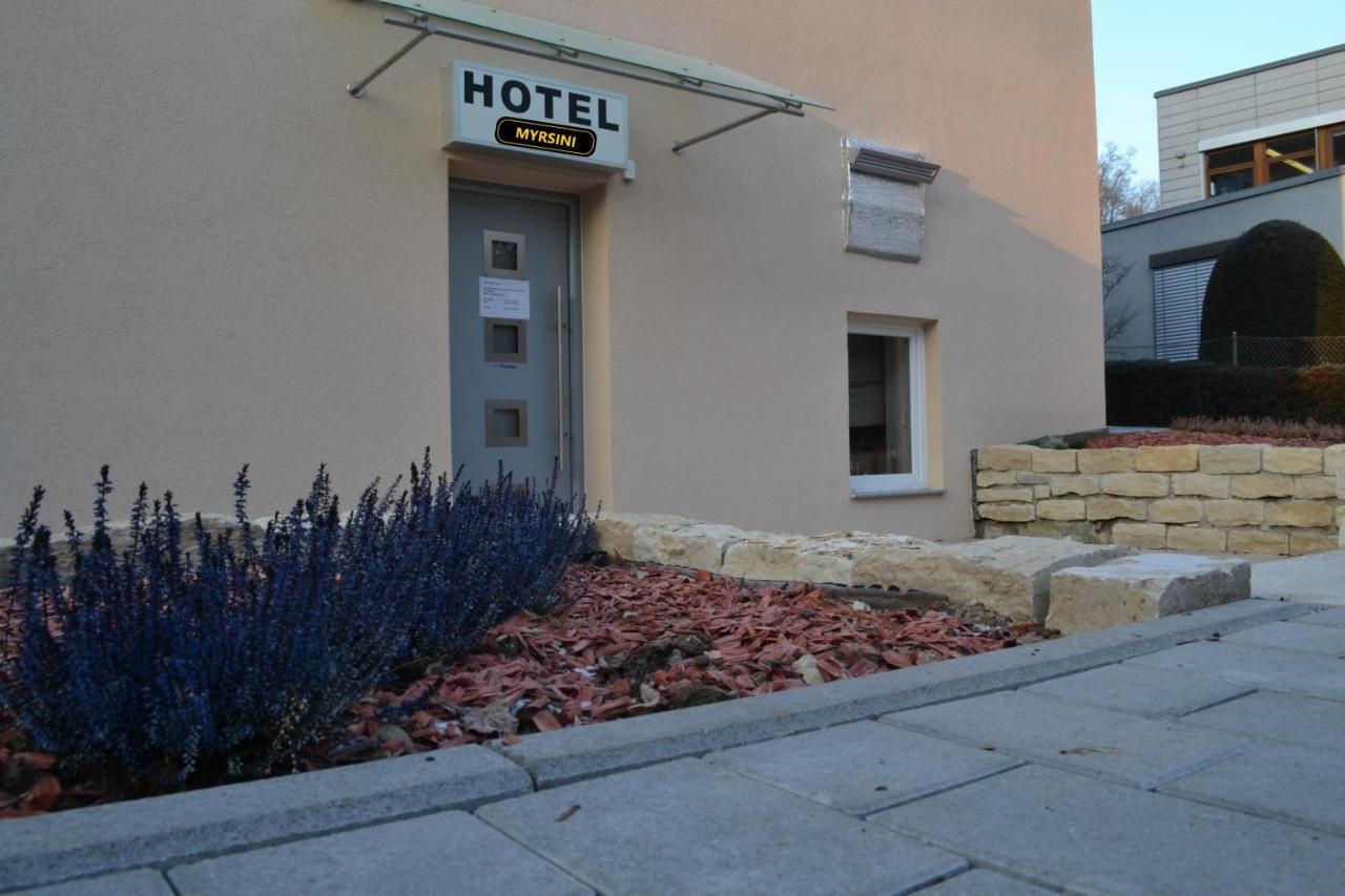 Hotel Myrsini Kirchentellinsfurt Dış mekan fotoğraf